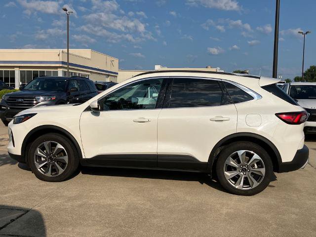 Certified 2025 Ford Escape Platinum AWD/4WD video 2