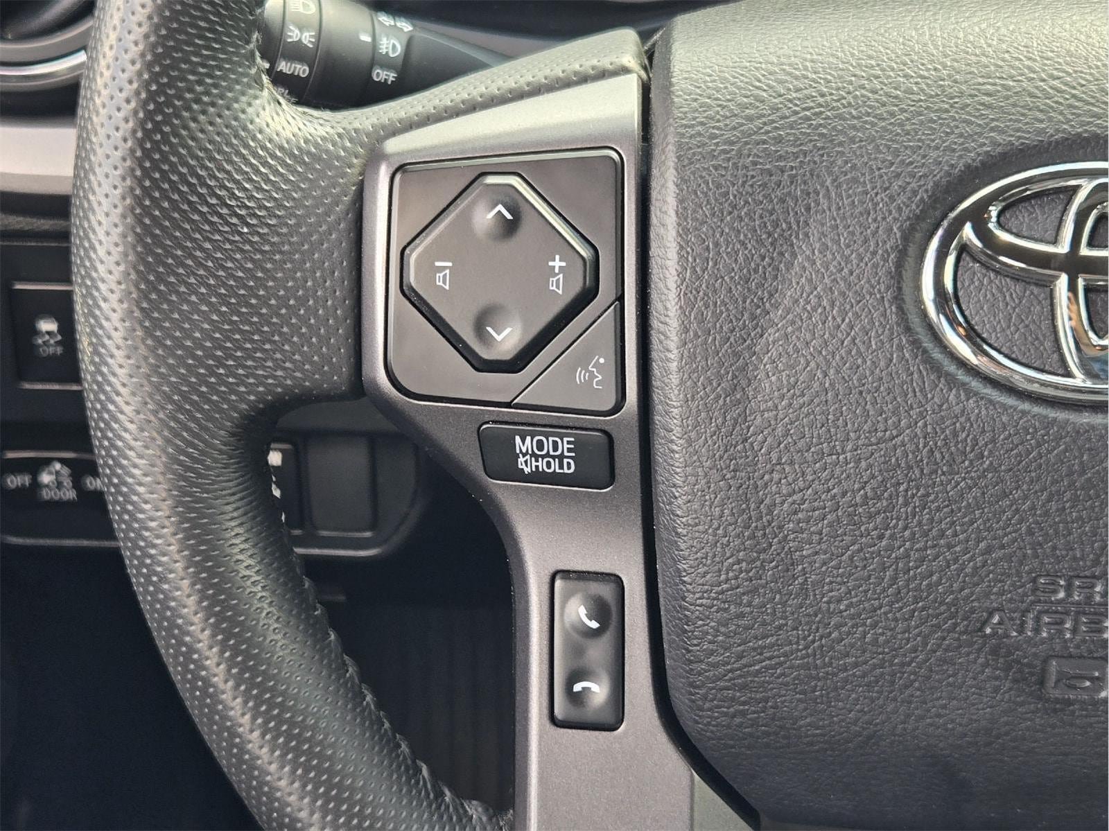 Used 2022 Toyota Tacoma TRD Pro AWD/4WD image 26