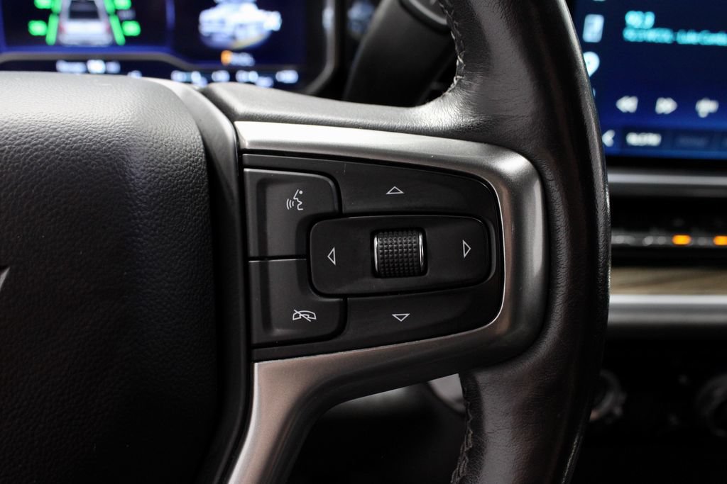 Used 2022 Chevrolet Silverado 1500 LT AWD/4WD image 31