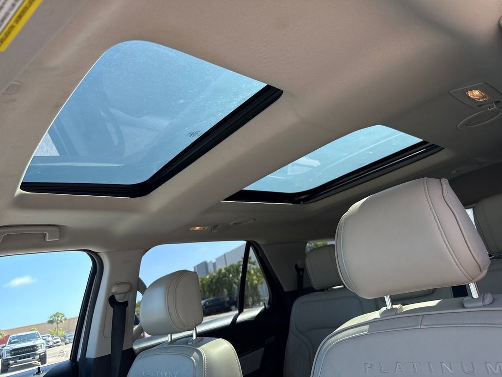 Certified 2017 Ford Explorer Platinum image 8