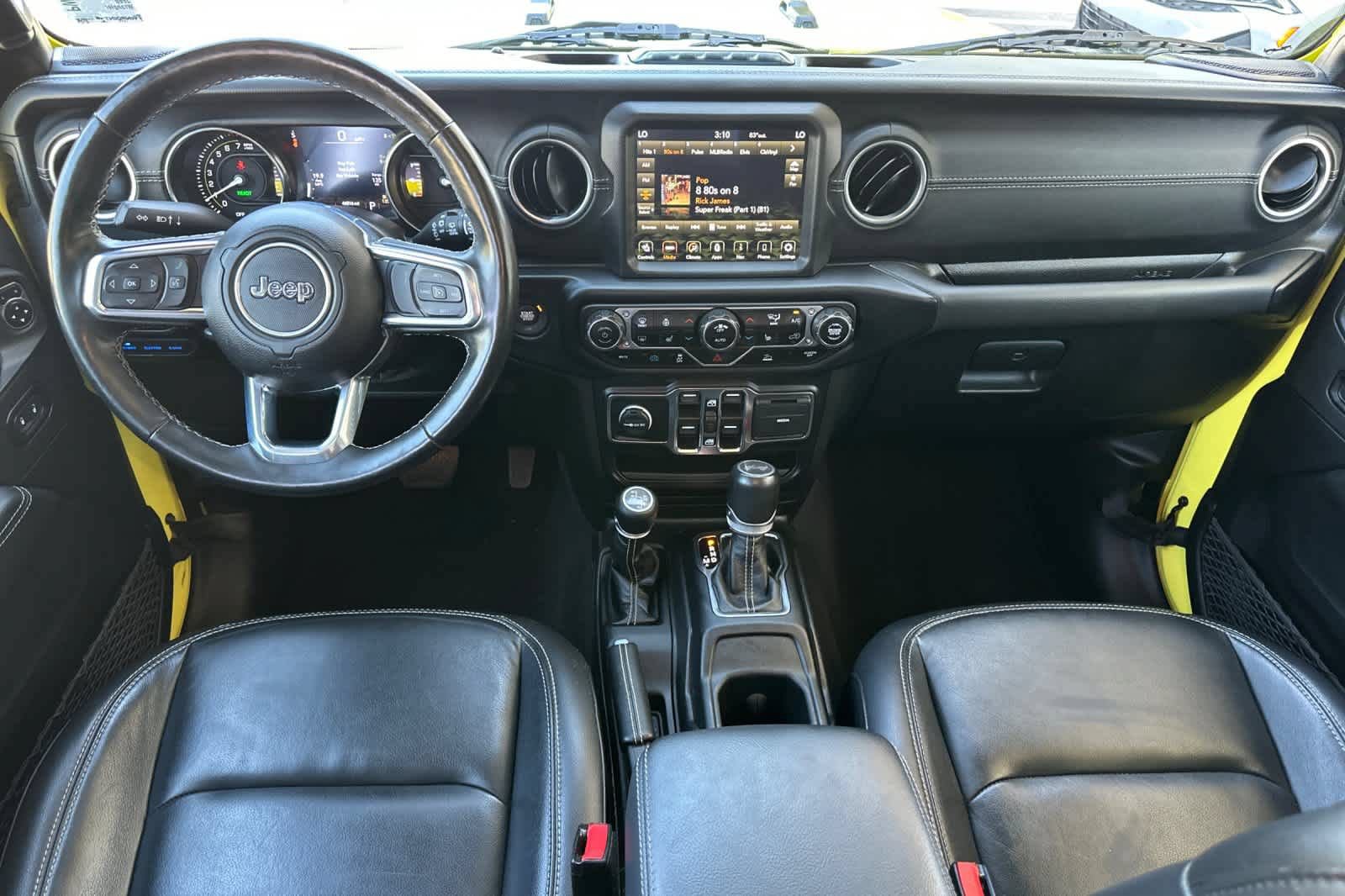 Used 2023 Jeep Wrangler Unlimited Sahara w/ Cold Weather Group AWD/4WD image 3