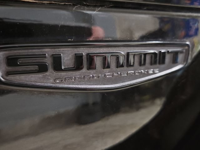 Used 2024 Jeep Grand Cherokee L Summit AWD/4WD image 34