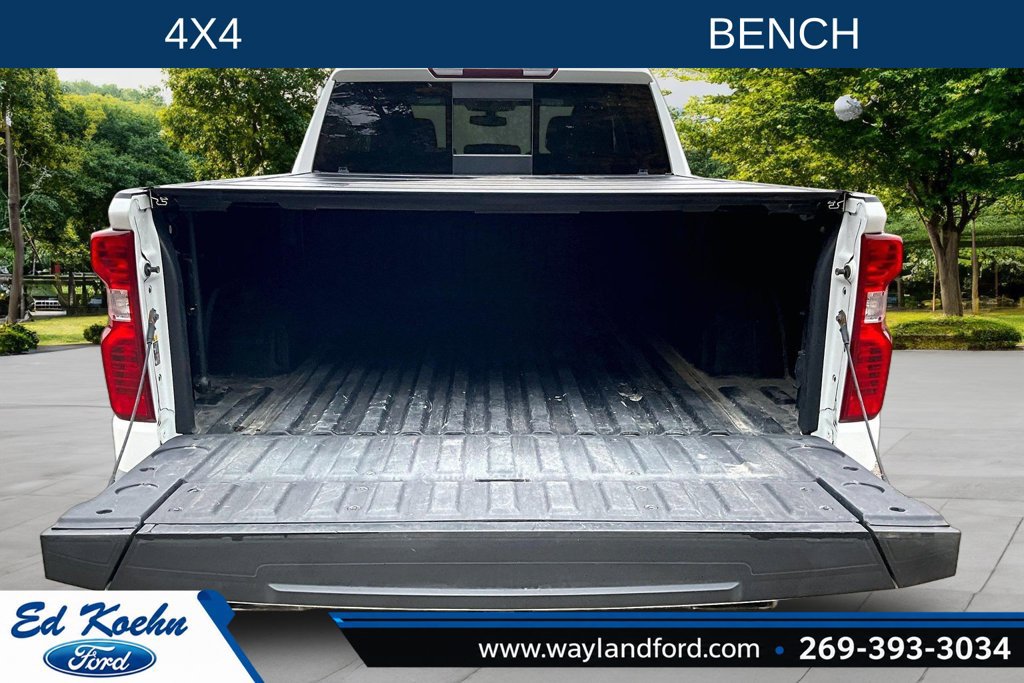 Used 2021 Chevrolet Silverado 1500 LT w/ Z71 Off-Road Package AWD/4WD image 17