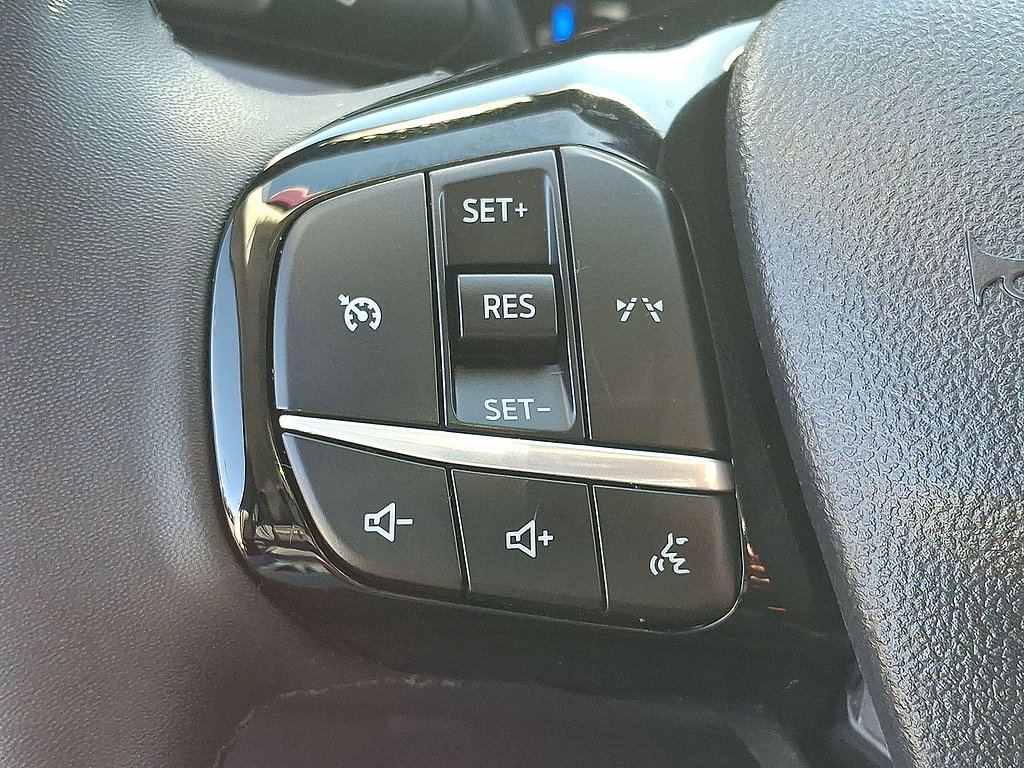 Certified 2023 Ford Escape Active AWD/4WD image 23