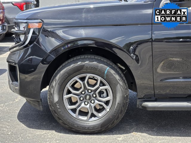 Certified 2025 Ford Expedition Active RWD image 9