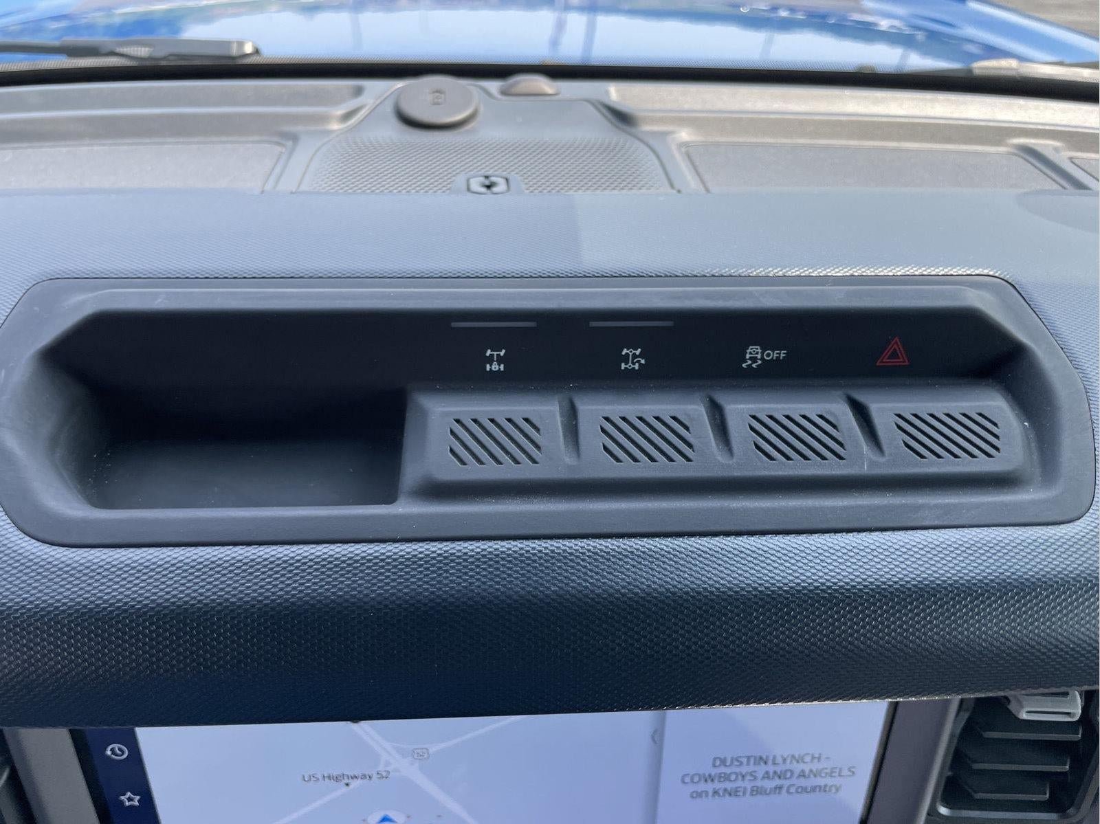 Certified 2023 Ford Bronco Outer Banks AWD/4WD image 26
