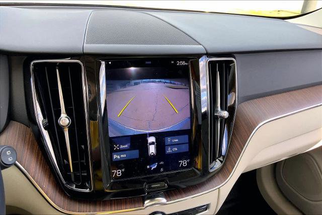 Used 2021 Volvo XC60 T5 Momentum w/ Premium Package image 26