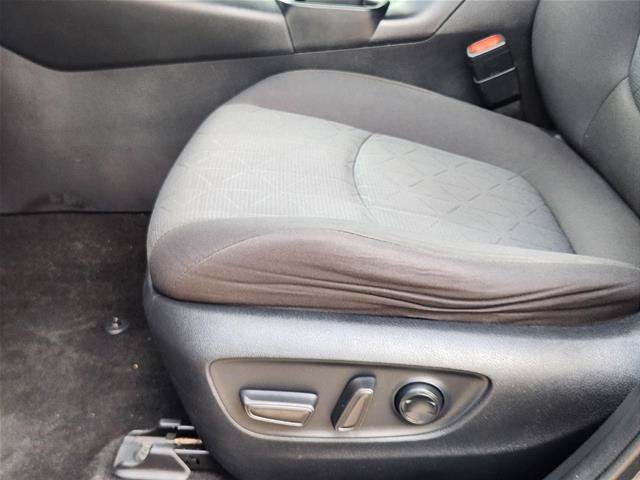 Used 2021 Toyota RAV4 XLE FWD image 23