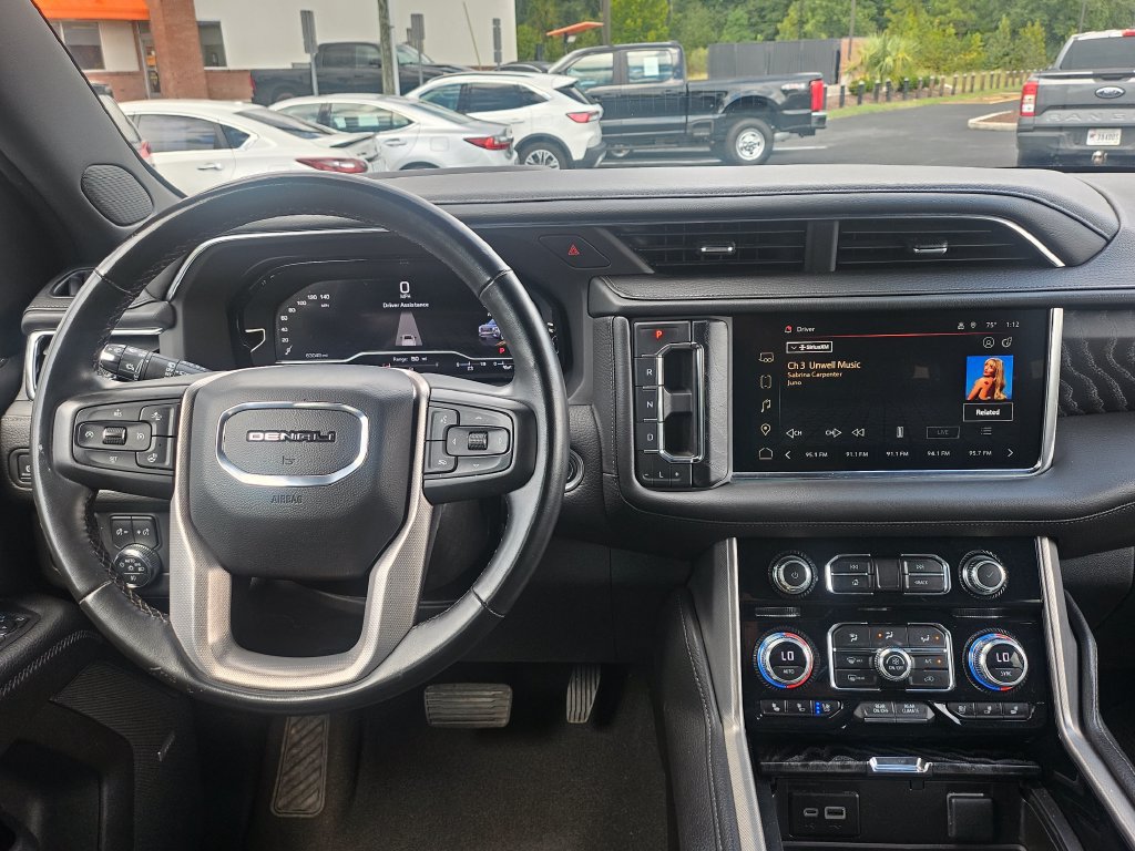 Used 2023 GMC Yukon Denali AWD/4WD image 34