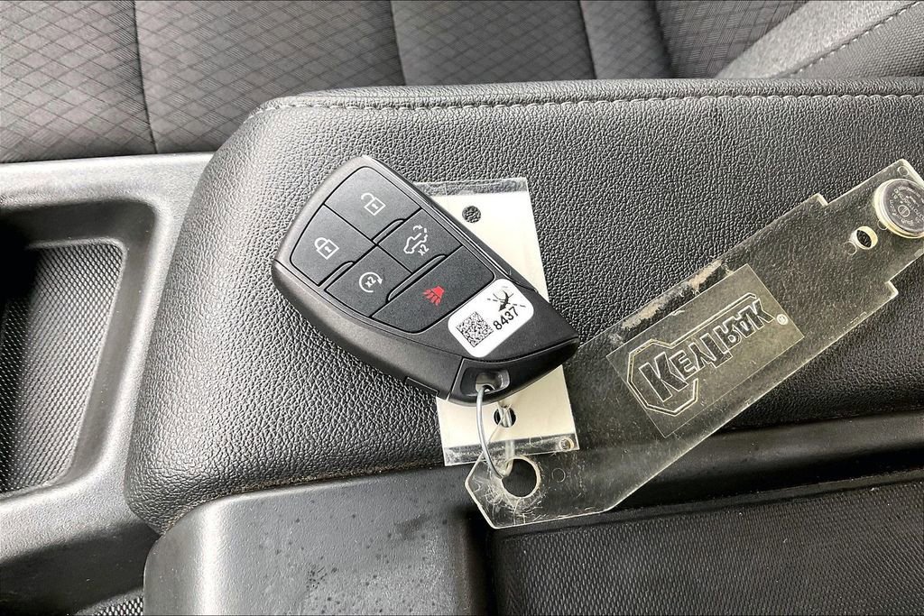 Used 2022 Chevrolet Silverado 1500 LT image 36