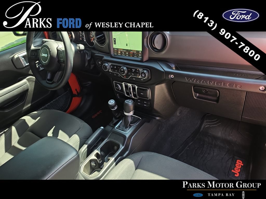 Used 2023 Jeep Wrangler Unlimited Sport w/ Sun And Sound Package AWD/4WD image 9