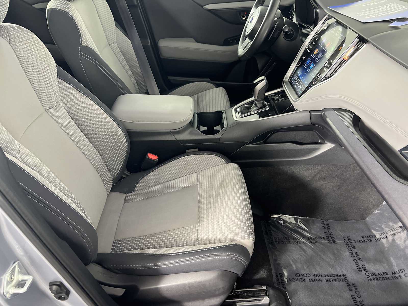 Used 2024 Subaru Outback Premium AWD/4WD image 16