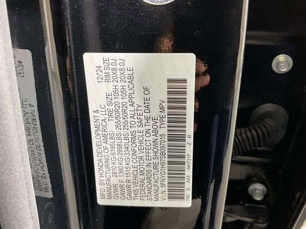 Used 2025 Honda Pilot Black Edition image 27