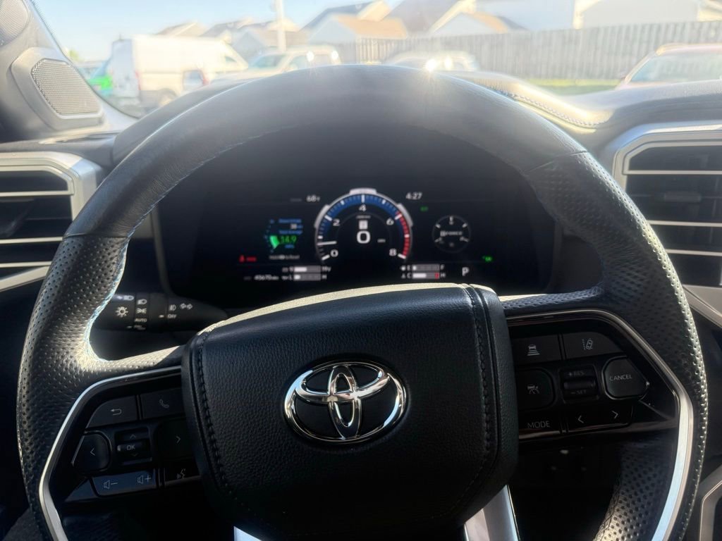 Used 2022 Toyota Tundra Platinum w/ Advanced Package image 21