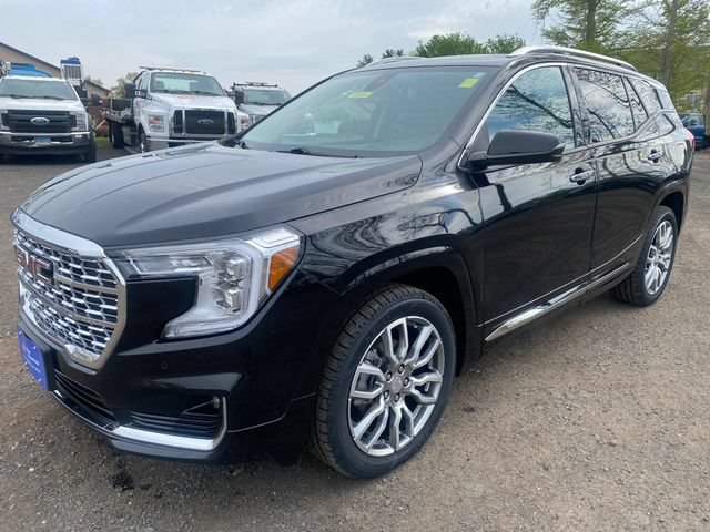 Used 2022 GMC Terrain Denali AWD/4WD image 3