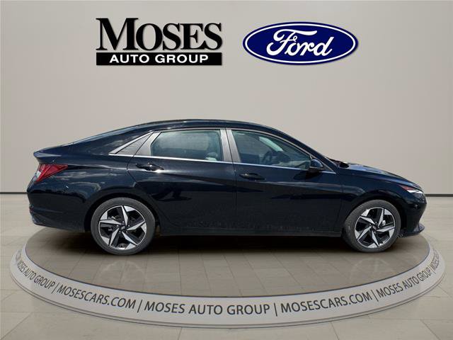 Used 2023 Hyundai Elantra Limited FWD image 5