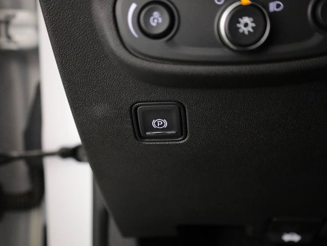 Used 2020 GMC Terrain SLT w/ Preferred Package AWD/4WD image 37
