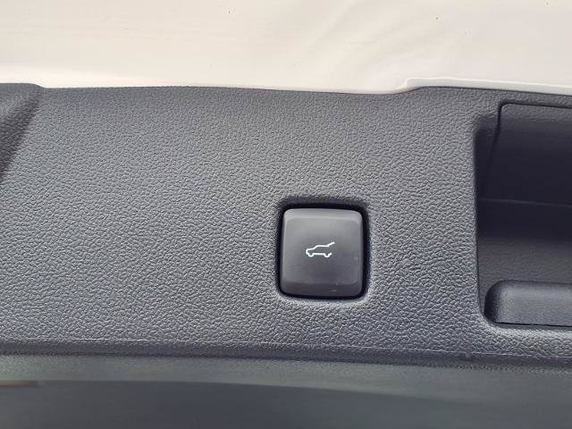Certified 2023 Ford Escape ST-Line Select w/ Tech Pack #2 AWD/4WD image 4
