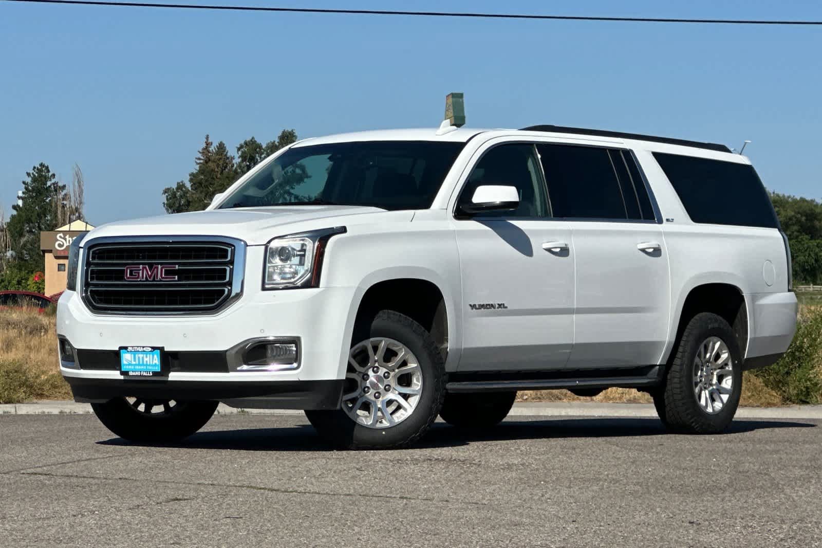Used 2018 GMC Yukon XL SLT AWD/4WD video 1