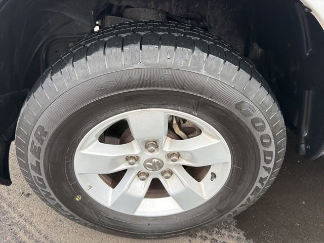 Used 2024 RAM 1500 Classic SLT image 10