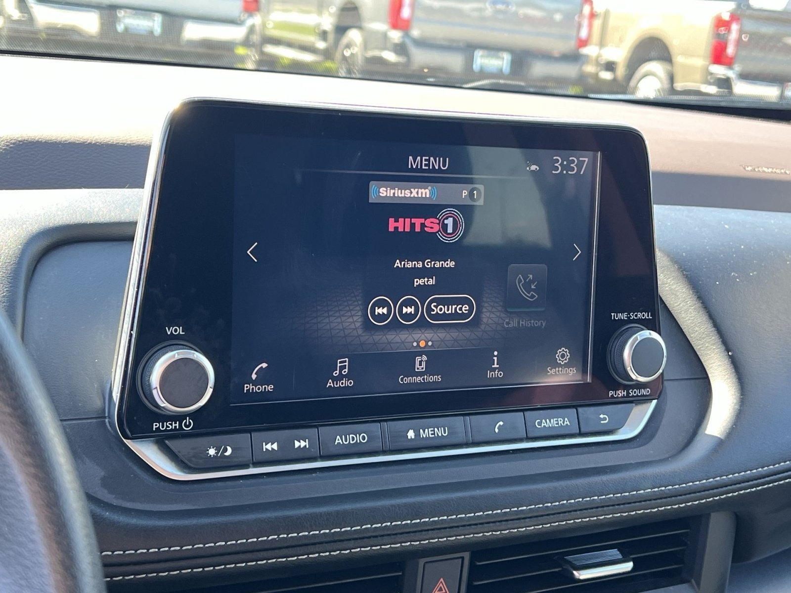 Used 2023 Nissan Rogue SV AWD/4WD image 18