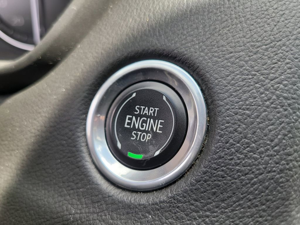 Used 2023 Cadillac XT4 Premium Luxury w/ Cold Weather Package AWD/4WD image 28