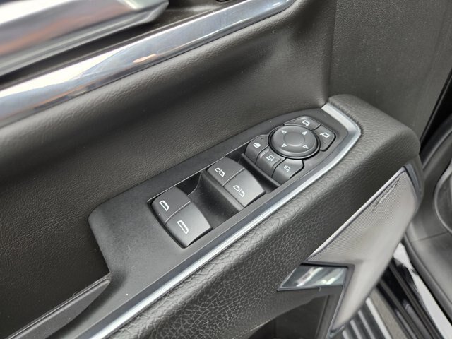 Used 2024 GMC Sierra 2500 Denali AWD/4WD image 18
