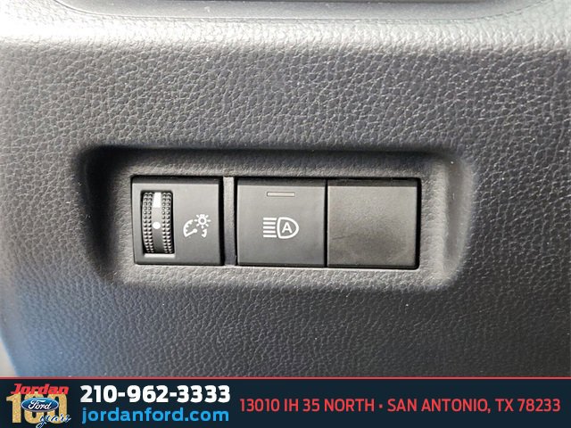Used 2021 Toyota RAV4 XLE image 23