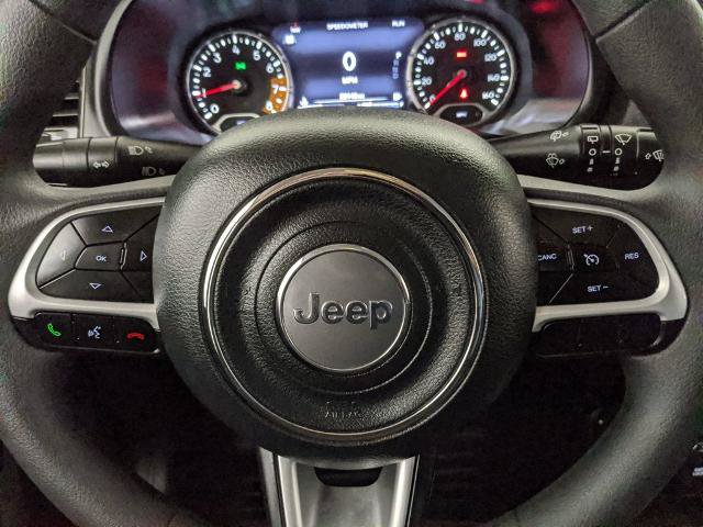 Used 2023 Jeep Renegade Latitude AWD/4WD image 13