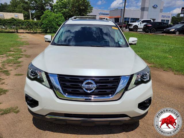 Used 2017 Nissan Pathfinder Platinum FWD image 10