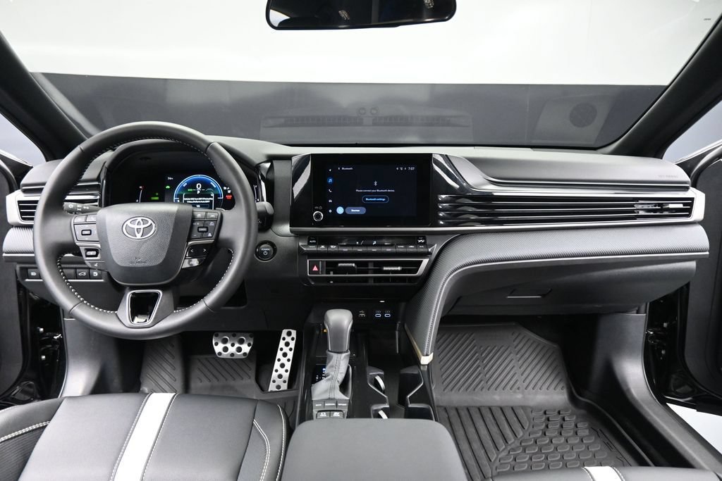 Used 2026 Toyota Camry SE FWD image 20