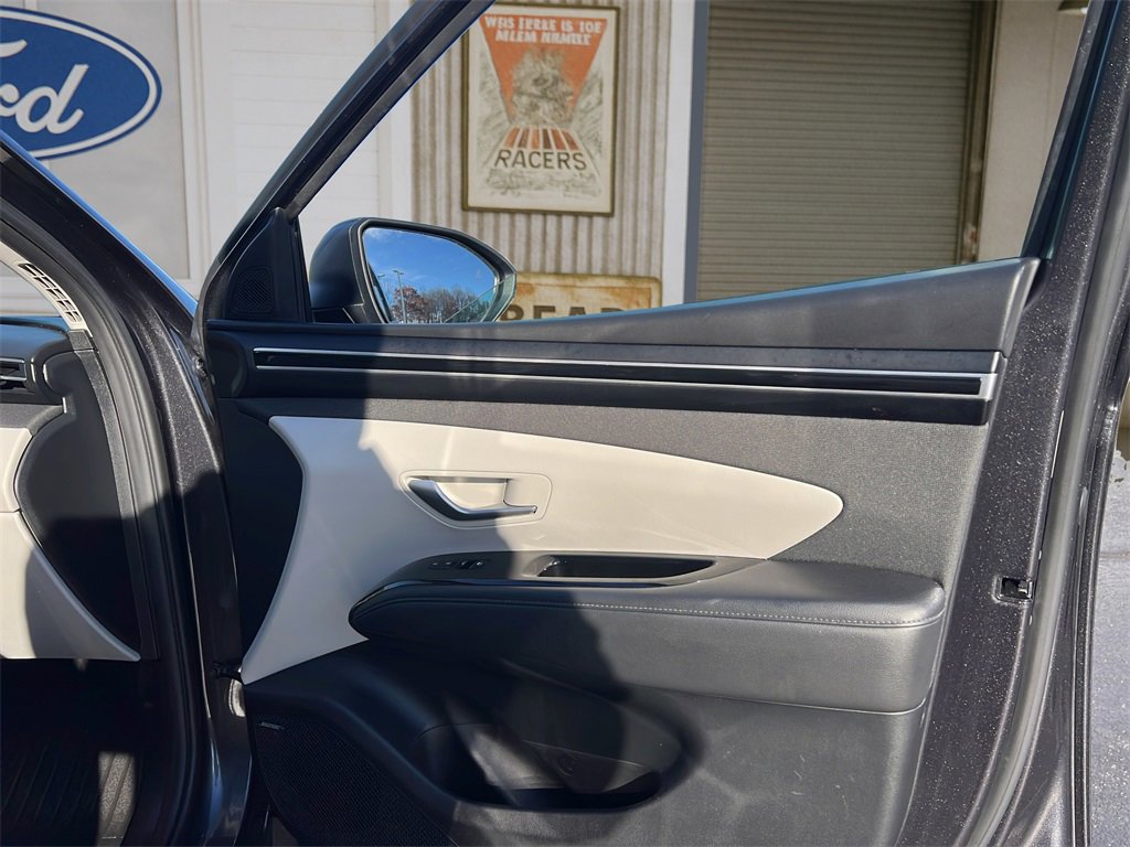 Used 2022 Hyundai Tucson Limited image 9