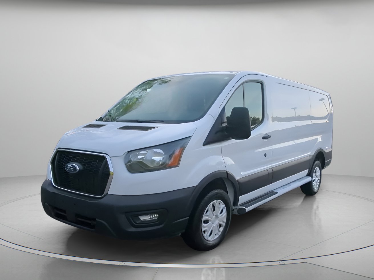 Certified 2025 Ford Transit 250 Low Roof w/ Exterior Upgrade Package RWD image 8