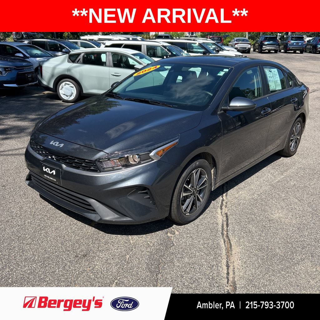 Used 2024 Kia Forte LXS FWD image 1