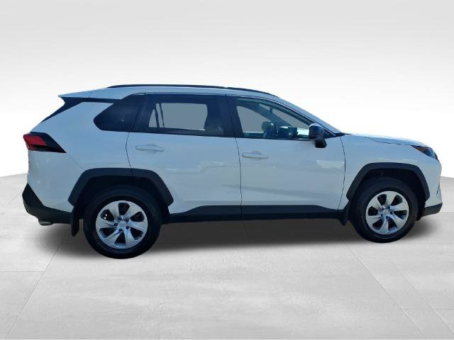 Used 2020 Toyota RAV4 LE w/ Carpet Mat Package AWD/4WD image 6
