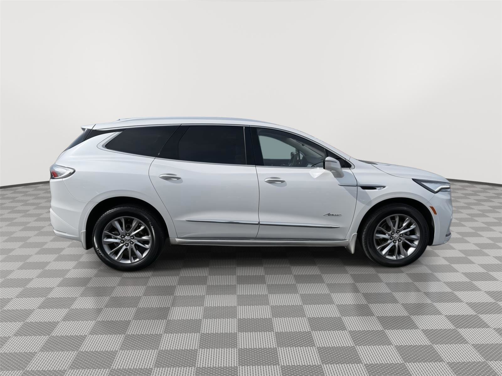 Used 2023 Buick Enclave Avenir w/ Trailering Package, 5000 lbs. image 6