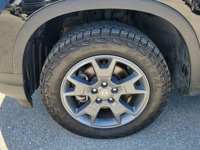 Used 2025 Honda Passport TrailSport image 8