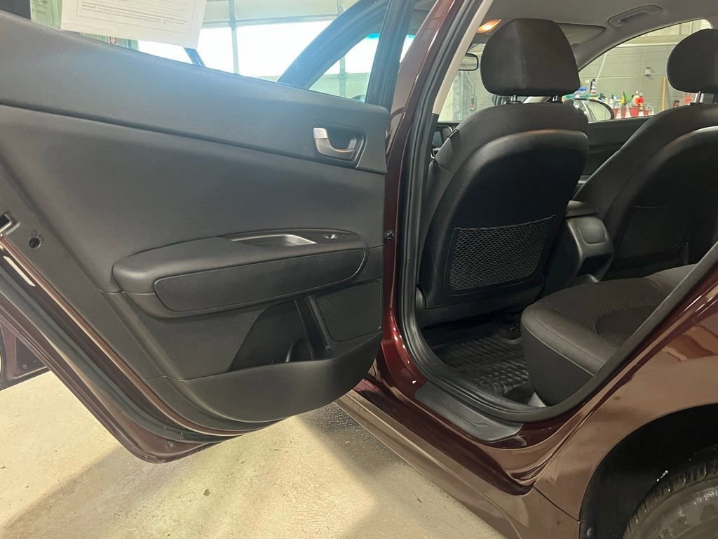 Used 2020 Kia Optima LX FWD image 33