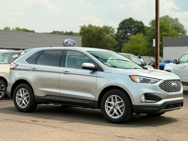 Certified 2023 Ford Edge SEL w/ Convenience Package AWD/4WD image 26