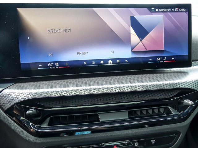 Used 2025 BMW 330i Sedan w/ M Sport Package RWD image 23