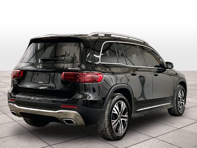 Used 2026 Mercedes-Benz GLB 250 4MATIC image 11