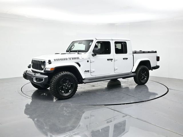 Used 2025 Jeep Gladiator Sport AWD/4WD image 5