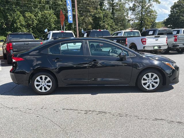 Used 2024 Toyota Corolla LE FWD image 9