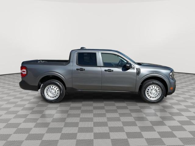 Certified 2025 Ford Maverick XL w/ Equipment Group 102A image 6
