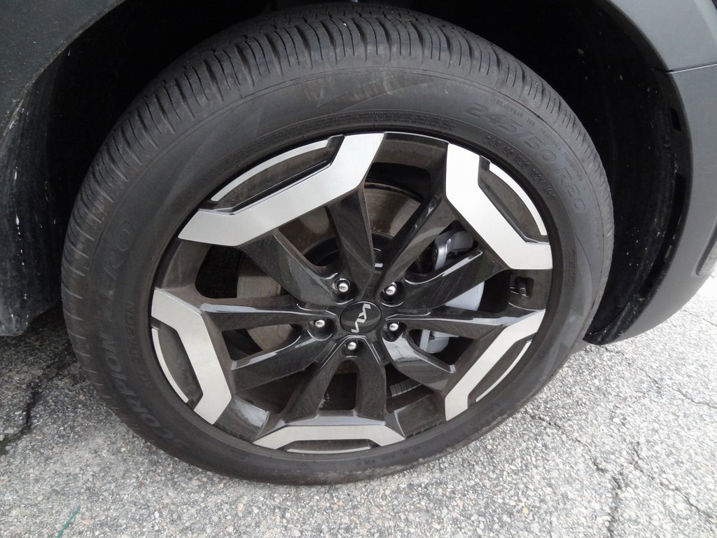 Used 2025 Kia Telluride EX image 19