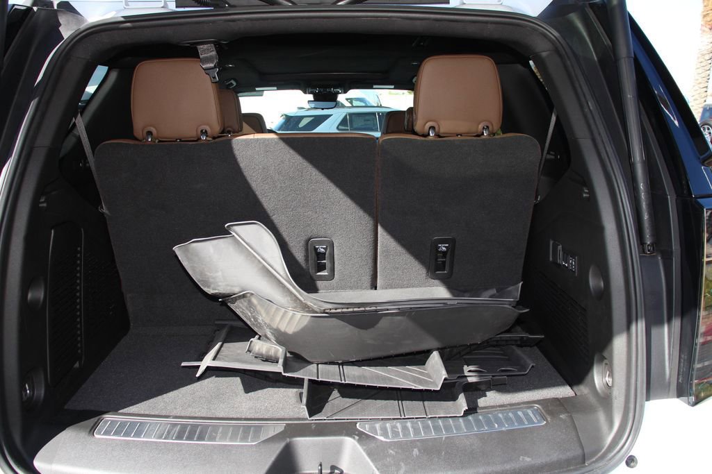 Used 2026 Chevrolet Tahoe High Country image 24
