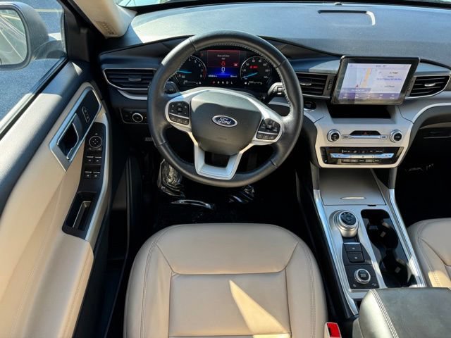 Certified 2023 Ford Explorer XLT w/ Equipment Group 202A AWD/4WD image 13