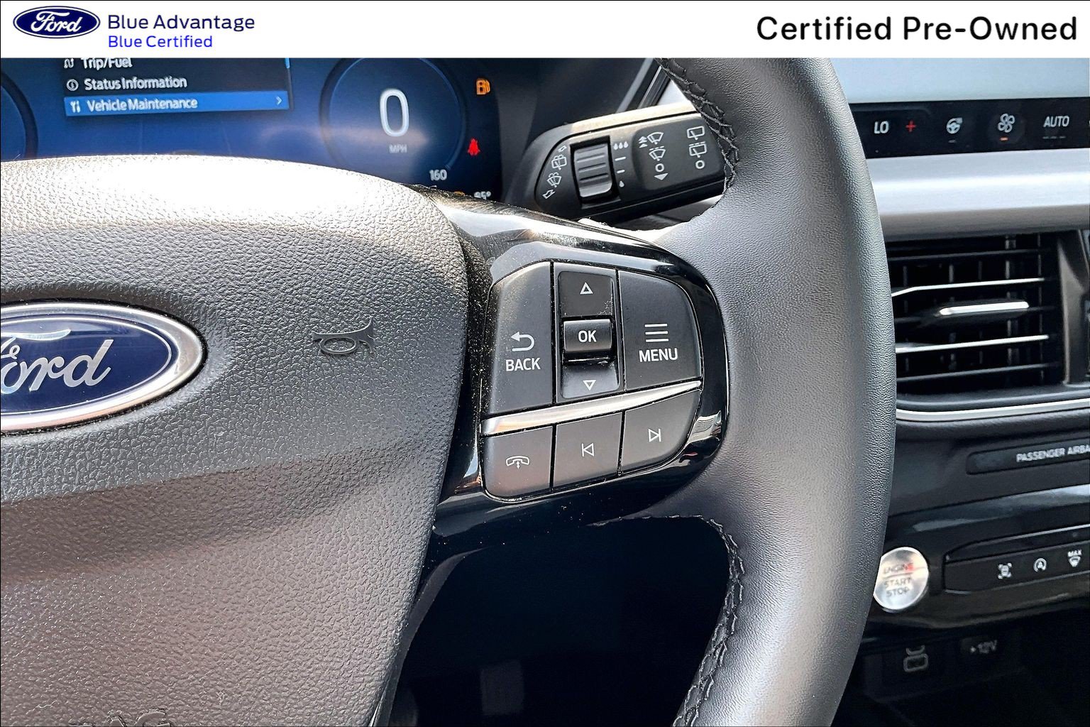 Certified 2025 Ford Escape Platinum AWD/4WD image 23