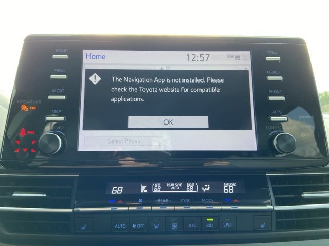 Used 2024 Toyota Sienna XLE image 21