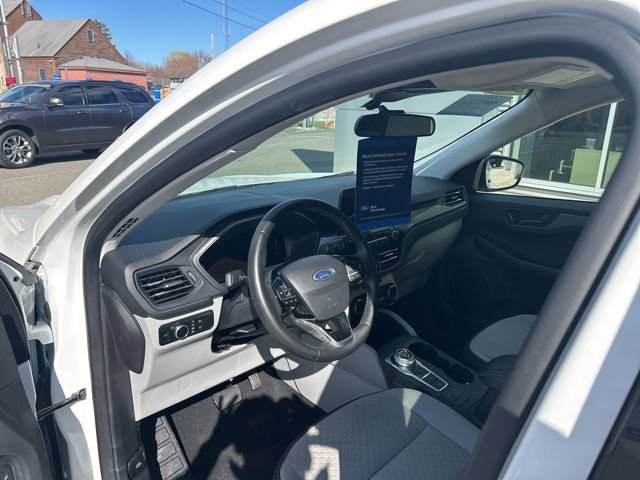 Certified 2023 Ford Escape Active AWD/4WD image 13
